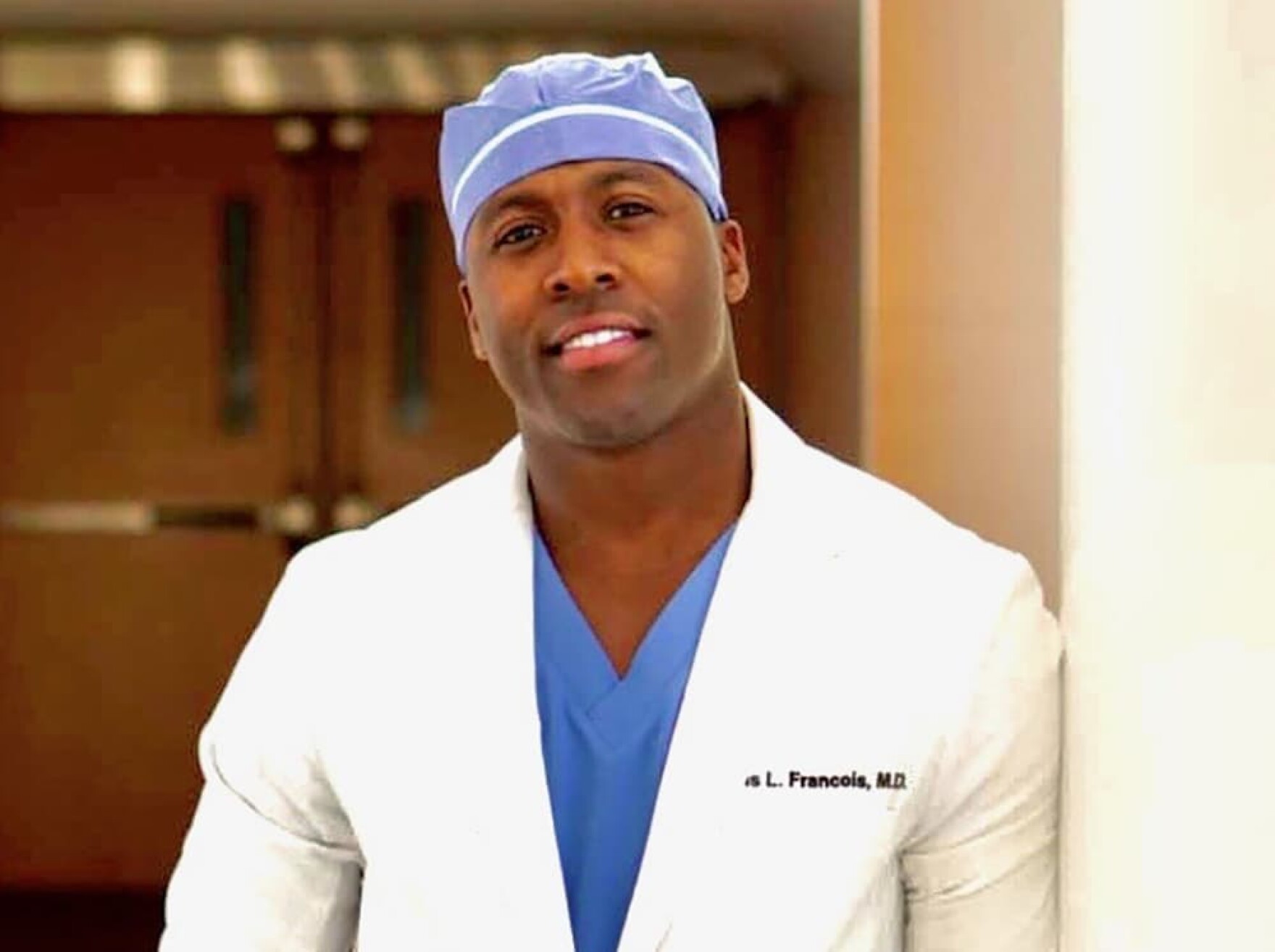 dr elvis francois net worth
