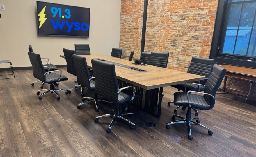 The Eichelberger Center for Community Voices at WYSO Public Radio is a collaborative space for audio training, production, and storytelling. Our mission is to amplify community voices. The pictured room, the Speak Frankly Gathering Space & Classroom, provides room for the center to thrive and grow.