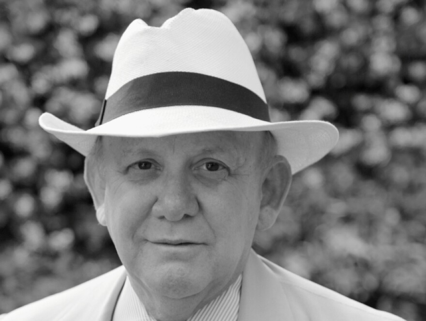 Thomas Caplan's new novel features an introduction by former President Bill Clinton, the author's college roommate.