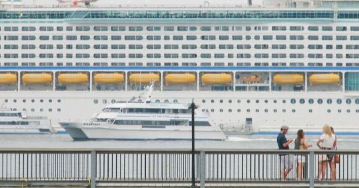 Bar Harbor To Further Restrict Cruise Ships After Survey Finds Frustration Among Residents Maine Public