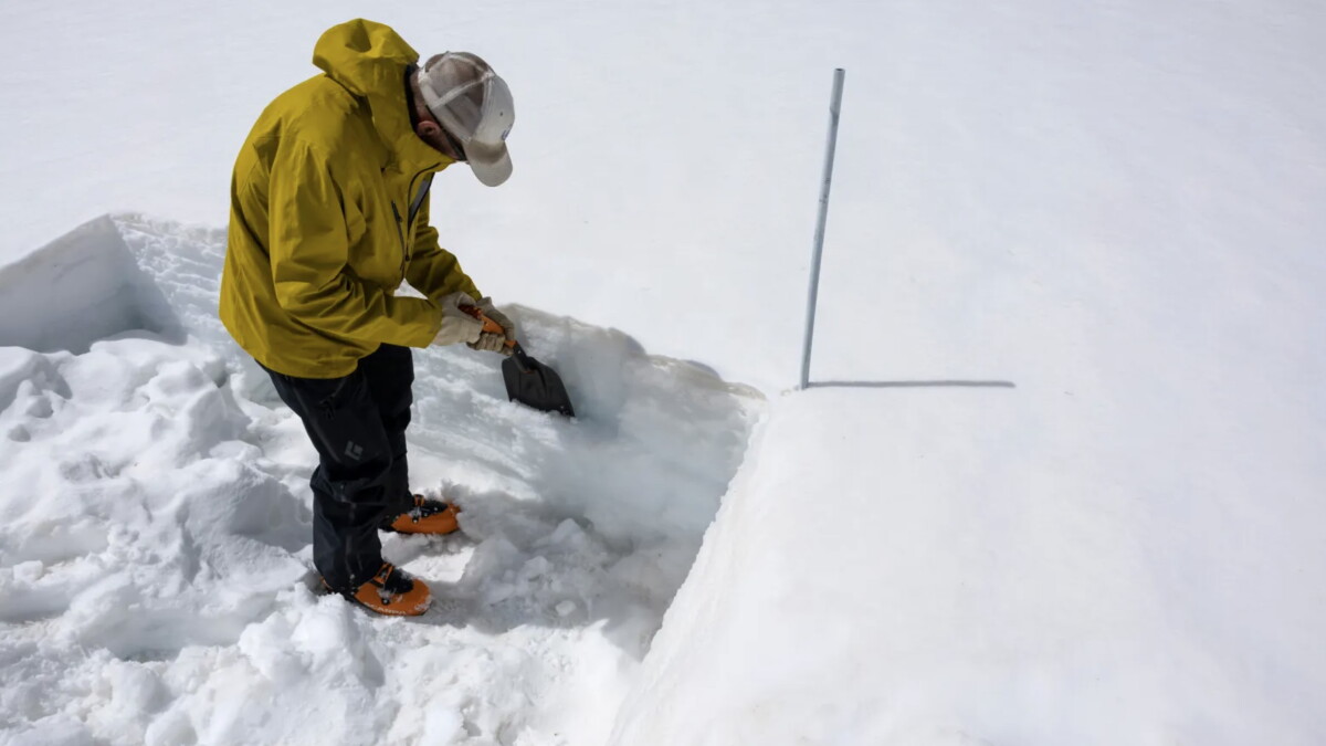 Colorado's above-average snowpack has an enemy: Out-of-state dust - Vimarsana News