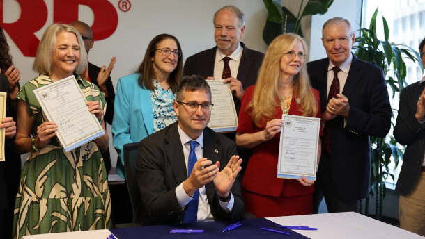 Meyer gives for bills on energy user and large load grid users his signature.