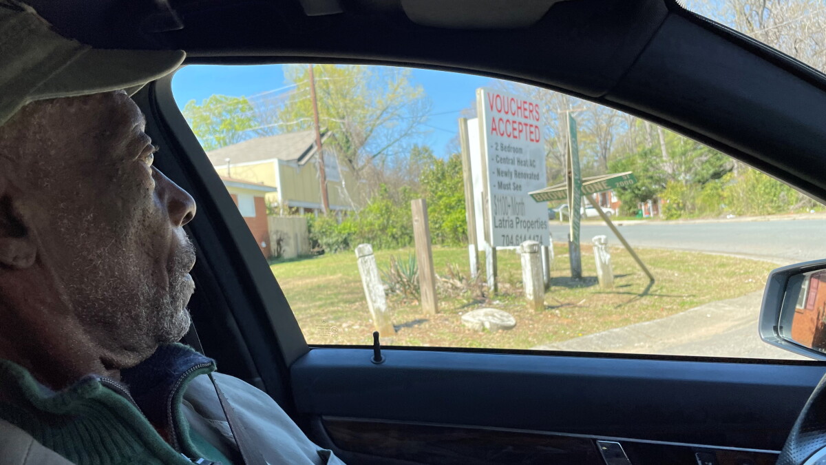 Neighbors and violence interrupters aim to tackle crime in Charlotte's Corridors of Opportunity - Vimarsana News