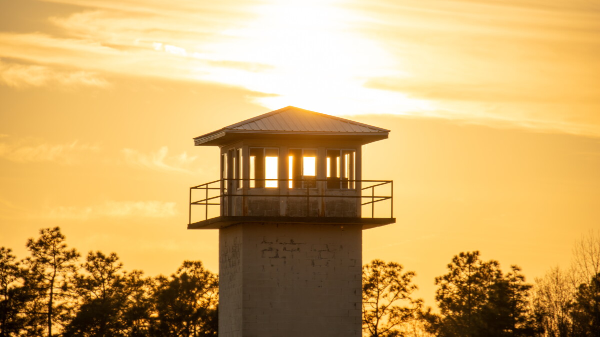 ‘Unbearable' heat in uncooled Alabama prisons