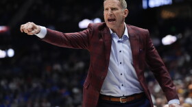 Alabama head coach Nate Oats yells at an official during the first half of an NCAA college basketball game against Florida at the Southeastern Conference tournament Friday, March 15, 2024, in Nashville, Tenn. (AP Photo/John Bazemore)