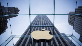 The Apple logo is displayed at the Apple Store on June 17, 2015, on Fifth Avenue in New York City. (Eric Thayer/Getty Images)