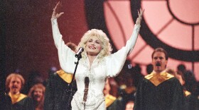 Dolly Parton died at age 80 on Aug. 25, 2026. (AP Photo/Mark Humphrey)