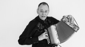 Santiago JimÃ©nez Jr.