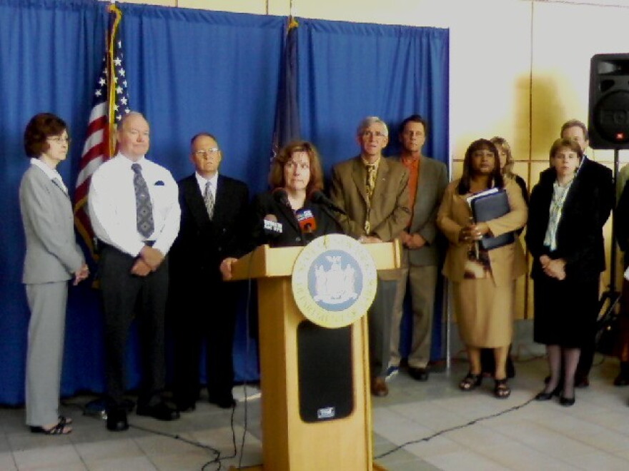 NYS Labor Commissioner Patricia Smith and leaders of other states call on US Senators to extend unemployment benefits