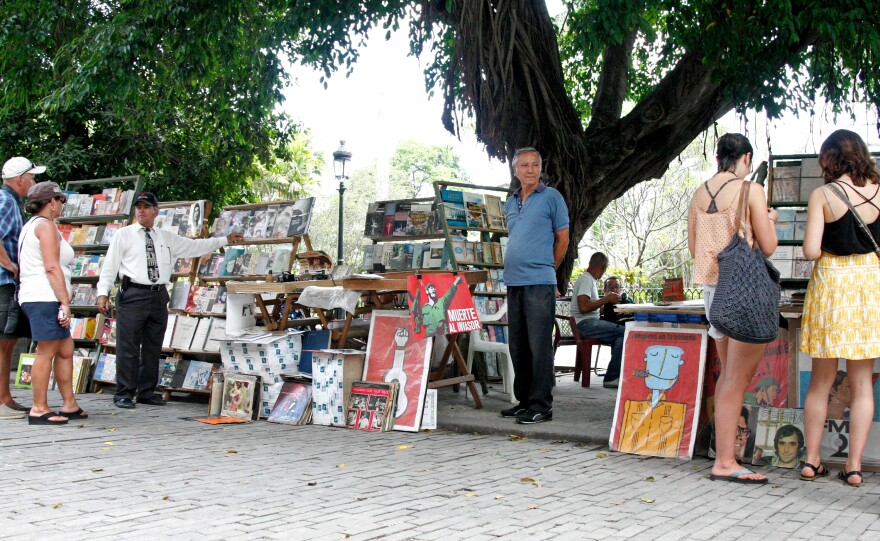 At La Plaza de Armas in Old Havana, tourist shop for books, posters and old albums.