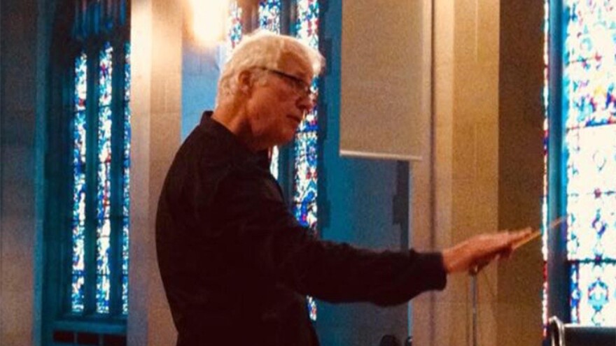 Robert G. Schneider conducts at First Baptist Church of Greater Cleveland 2014