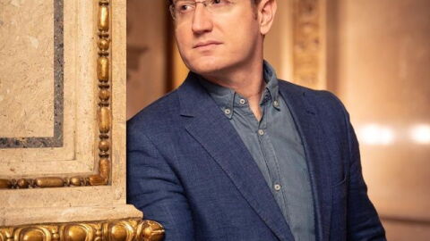 Opera Naples Artistic and Music Director Ramon Tebar makes his Metropolitan Opera conducting debut on September 25.