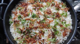 Rice pilaf with onions and parsley