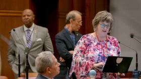 State Sen. Janeen Sollman, D-Hillsboro, has worked for years to limit access to single-use plastic products. Oregon’s ban on plastic grocery bags will kick up a notch under a bill headed to the desk of Gov. Tina Kotek. Beginning in 2027, Senate Bill 551 will ensure that retailers and restaurants can’t offer any form of plastic bags to customers at check out.