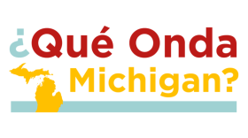 . Las siguientes palabaras estan escritas sobre un cuadrado blanco: ¿Qué onda Michigan? El mapa de Michigan esta a lado de la palabra Michigan. En la parte superior derecha del cuadrado blanco esta escrito 'WKAR' en color verde, en el lado derecho superior el numero 36 esta escrito en negro. El numero 36 quiere decir que este es el episodio 36 del podcast