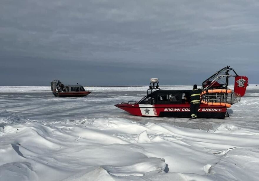  Twenty-seven people were stranded on floating chunk of ice in Lake Michigan after it broke off and drifted a mile from the shore of Green Bay, Wisconsin on Saturday, January 8. These U.S. Coast Guard and Brown County Sheriff's Office ice boats helped rescue them. 