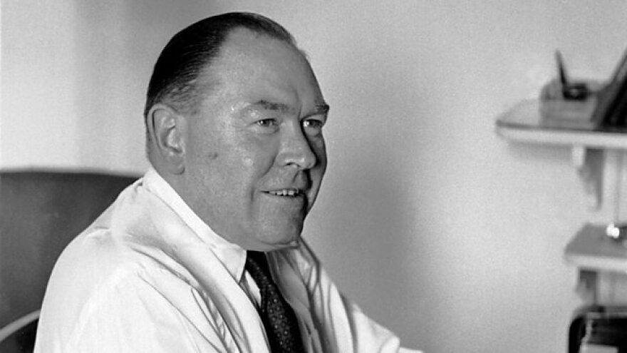 Pianist Gerald More