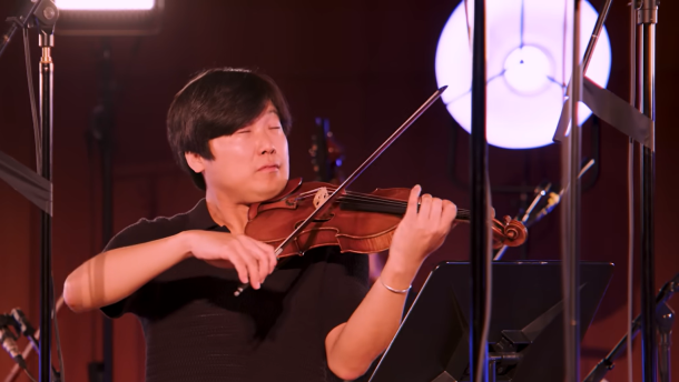 Violinist Siwoo Kim performs  
