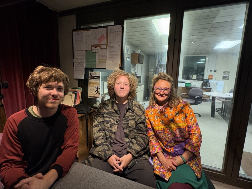 Dylan and Devyn Trost and Rachael Grossman in Studio A