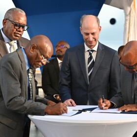 Pictured: (From left to right) VIPA Executive Director Carlton Dowe, Governor Albert Bryan Jr., Kevin Goldstein, Head of Development for the Americas for Cruise Terminals International, and VIPA Board Chairman Willard John