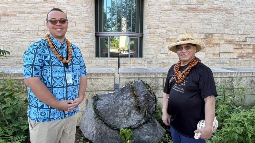 Helen Kapuni-Reynolds and Manu Ikaika stand side-by-side Kānepō on Saturday at the Smithsonian’s National Museum of American Indian in Washington DC.