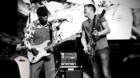 Buddy Guy & Jonny Lang on stage