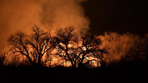 The Unified Fire had burned about 500 acres by 9:15pm Tuesday night just south of Belen and the Rio Communities in Valencia County.