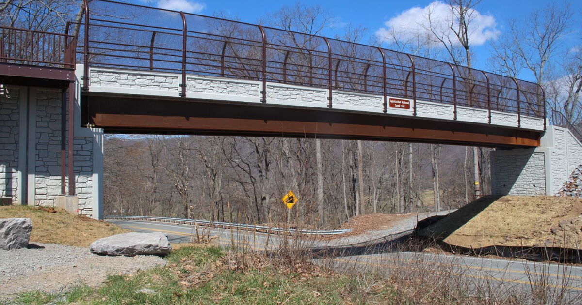 McAfee Knob Trailhead pedestrian bridge opens | WVTF