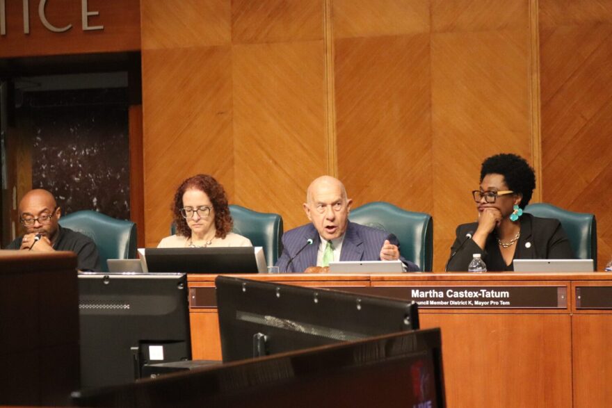 Houston Mayor John Whitmire calls for the city council to repeal an ordinance on April 14, 2026.