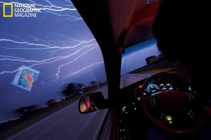 LIGHTNING.jpg