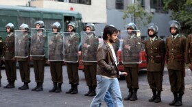 Brash ad man Rene Saavedra (Gael Garcia Bernal) brings a youthful, positive energy to a campaign aimed at ousting a dictator in the political drama <em>No.</em>