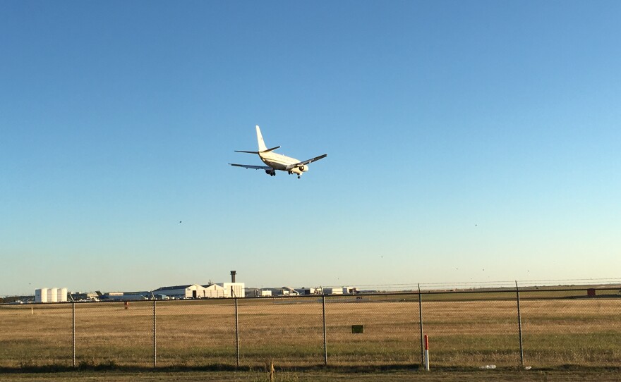 A flight arrives at the Will Rogers World Airport in Oklahoma City on Nov. 15, 2016.