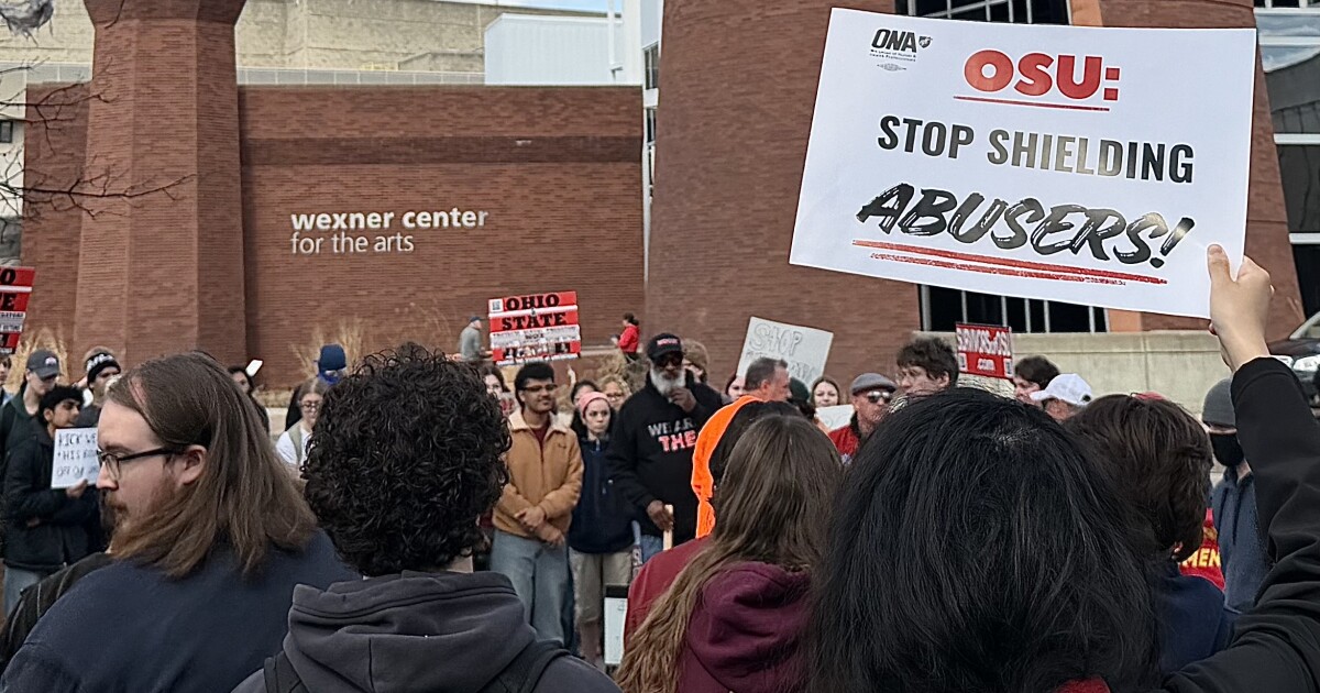 Ohio State students push for removal of Les Wexner's name from campus buildings