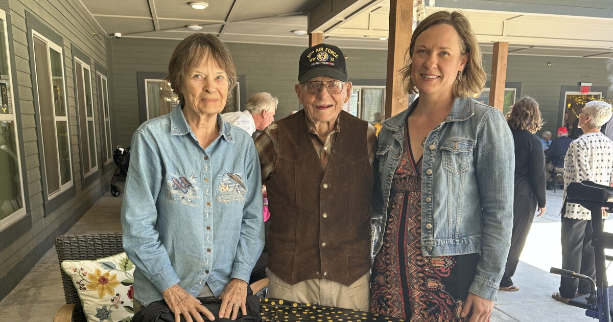 Voices of Arizona: WWII veteran celebrates his 104th birthday in Flagstaff