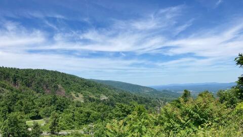 The Inn at Afton Mountain enjoys spectacular views.