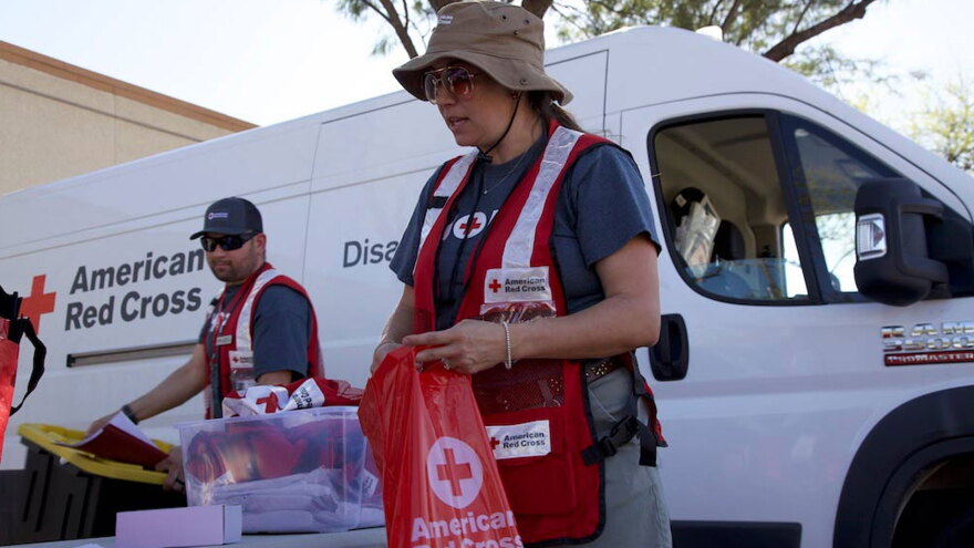 Red Cross door knocking 01