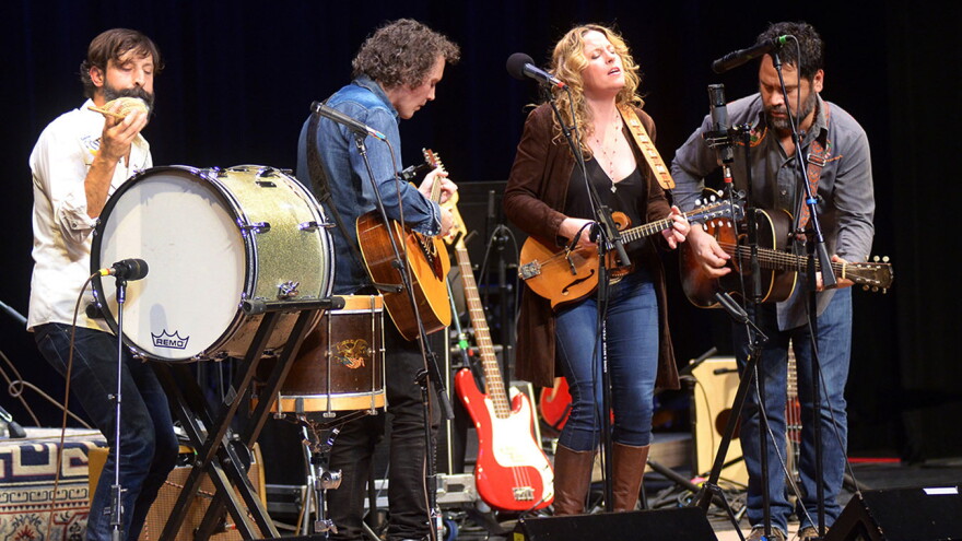 Amy Helm on<em> Mountain Stage</em>.