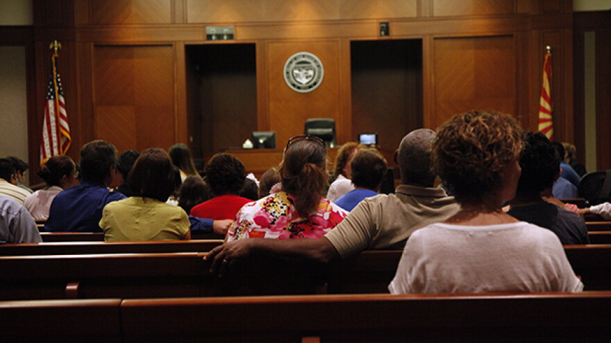 Generic court audience spot