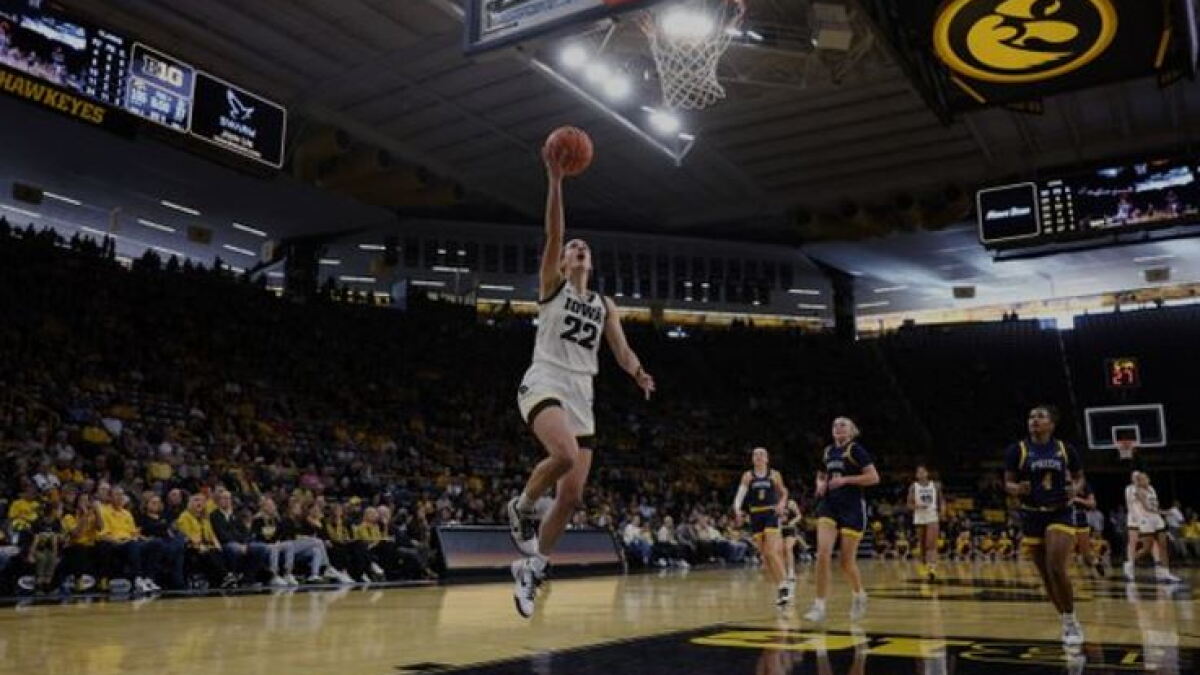 Iowa's All-American Caitlin Clark part of Showcase Classic at Hertz - Vimarsana News