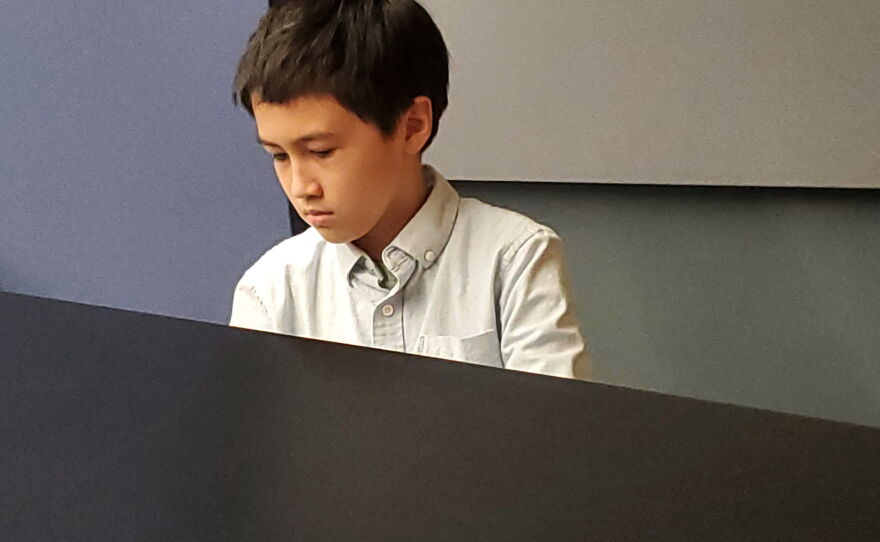 Ramsey Kitterman performs for KPAC 88.3 FM.
