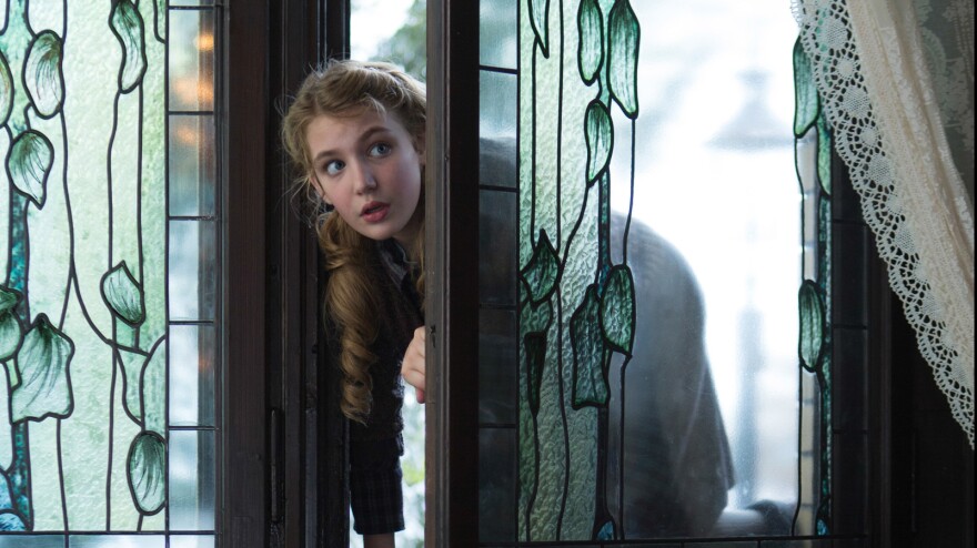 Sophie Nelisse says years of training as a gymnast taught her to focus in ways that helped her acting on the set of <em>The Book Thief</em>.