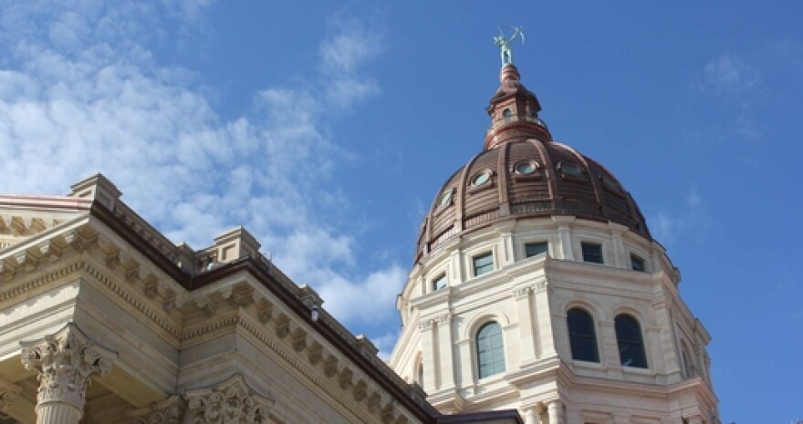 Statehouse_2_small.jpg