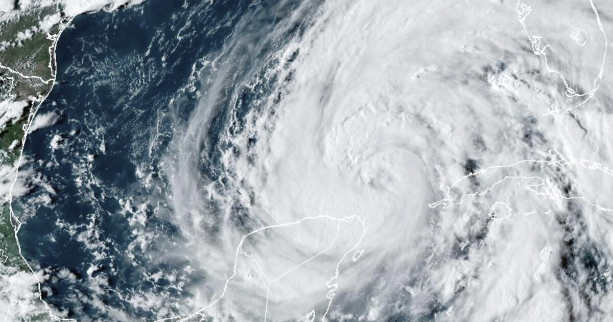 A huge Hurricane Helene is expected to hit Florida as a major storm and ...