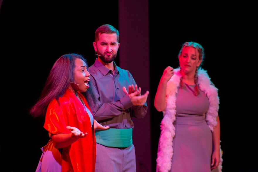 (L-R) Ruthgena Faraco, Ryan Craig, and Kimberly Suskind in Gulf Coast Symphony's production of "Snowbird Follies"