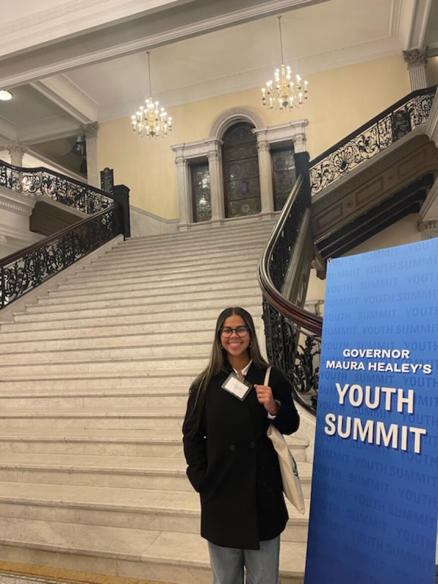 Maria Soares at the state house