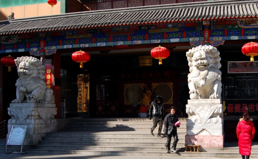 An investigation of this Beijing antique mall in November found more than 20 shops selling illegal ivory.