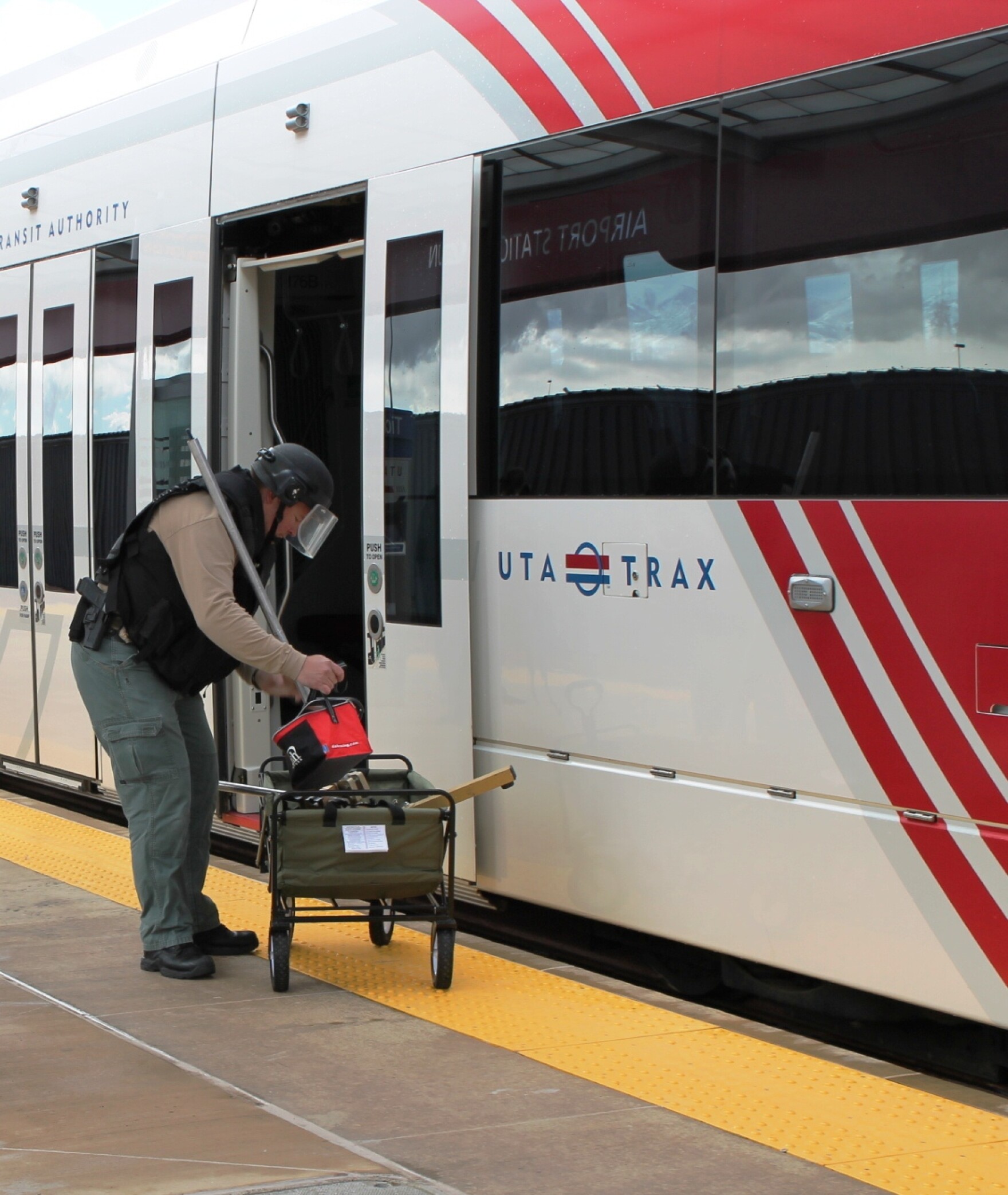 Officials Test Response to Crisis on Airport TRAX Line KUER