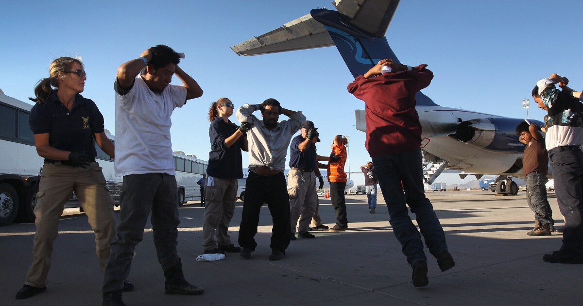 How Mexico is dealing with the Trump's administration deportation campaign