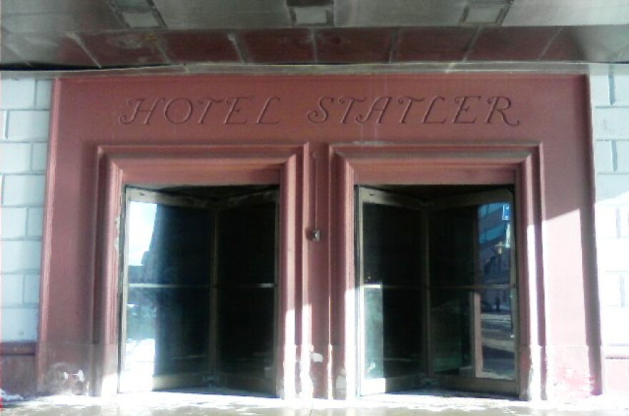 Statler Delaware Avenue doors
