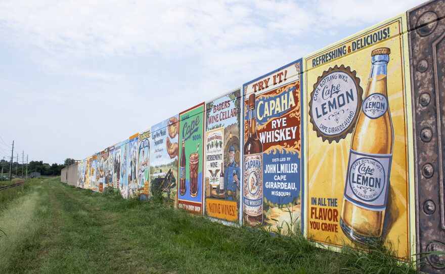Brand-new Cape Girardeau, Mo., flood wall mural painted by Craig Thomas, Leah Sparks and Jess Wells. August 11th.